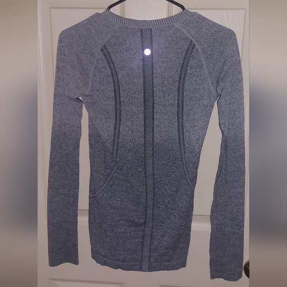 VGUC Lululemon Swiftly Long Sleeve Rare Gray Fade 4 - Picture 2 of 8